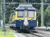 Ausrangierter ABeh 4/4 I 310  Matten b. Interlaken  mit dem ABt 413 am 29.7.18 beim Bhf Zweilütschinen abgestellt.