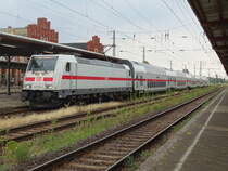 Am 22.07.2018 kam 146 553 mit einem Umgeleiteten IC 2036 aus Richtung Magdeburg nach Stendal und fuhr weiter in Richtung Hannover.