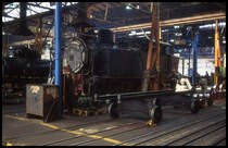 Schmalspur Dampflok 99713 in Aufarbeitung am 3.5.1995 im RAW Görlitz.