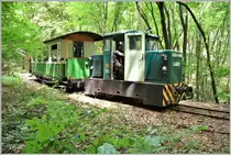 Lillafüredi Állami Erdei Vasút (LÁEV). C50 C02-408 und Salonwagen 33 auf der Fahrt von Mahoca zurück nach Papírgyár. (13.06.2018)