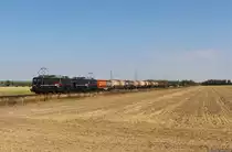 140 815 + 140 811 EBS mit ein paar Kesselwagen bei Niedernjesa am 07.08.2018
