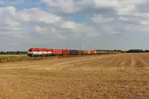 223 033 EVB mit einem Containerzug bei Niedernjesa am 07.08.2018