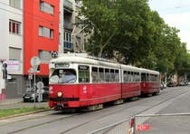 Wien Wiener Linien SL 25 (E1 4780 (SGP 1972) + c4 1316 (Bombardier-Rotax 1974)) XXI, Floridsdorf, Donaufelder Straße / Patrizigasse / Scheffelstraße / Hoßplatz am 26. Juli 2018.