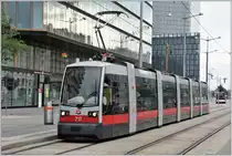 Siemens ULF 717 beim Hauptbahnhof. (14.06.2018)