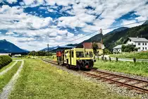 X 626.109 der Gailtalbahn Betriebs GmbH, fährt als Mess 9901 (Hermagor - Kötschach-Mauthen), aus dem Bahnhof Dellach im Gailtal aus.
Aufgenommen am 18.7.2018.

Mehr zu unserer ersten Fahrt gibts hier zum nachlesen ;-)
<a href= http://www.gailtal-journal.at/kultur/das-postkastl-auf-schiene/72116/  rel= nofollow >www.gailtal-journal.at/kultur/das-postkastl-auf-schiene/7...</a>

<a href= http://www.gailtalbahn.at/  rel= nofollow >www.gailtalbahn.at/</a>
<a href= https://www.facebook.com/vereingailtalbahn/  rel= nofollow >www.facebook.com/vereingailtalbahn/</a>