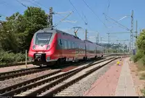 442 601 (Bombardier Talent 2) der S-Bahn Mitteldeutschland (DB Regio Südost) als S 37730 (S7) von Halle(Saale)Hbf Gl. 13a nach Halle-Nietleben passiert den Bahnübergang in Halle (Saale), Karl-von-Thielen-Straße, auf der Ostumfahrung für den Güterverkehr.
[20.5.2018 | 12:21 Uhr]
