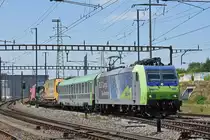 Re 485 007-9 durchfährt den Bahnhof Pratteln. Die Aufnahme stammt vom 18.07.2018.