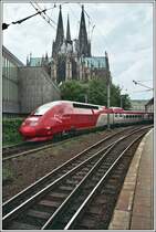 Triebzug 4343 ist als THA9433 von Paris Nord �ber Bruxelles-Midi und Liege-Guillemins in K�ln eingetroffen, und wird nun im Deutzer-Feld auf die R�ckleistung warten.