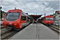 S22 2156 nach Appenzell und S22 2151 nach Teufen in Gais. (04.09.2018)