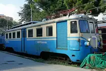 FERROVIA GENOVA CASELLA FGC
NORMALBETRIEB
Leider befindet sich der Triebwagen A5 nicht in einem betriebstüchtigen Zustand. Seit längerer Zeit wartet er auf dem Abstellgleis in Genova P. Manin auf die Aufarbeitung. Die Aufnahme entstand am 5. Juli 2018.
Foto: Walter Ruetsch 