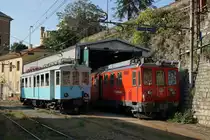 FERROVIA GENOVA CASELLA FGC
NORMALBETRIEB
Beim A2 handelt es sich um den historischen Triebwagen der FGC. Erst dieses Jahr wurde er nach der mustergültigen Aufarbeitung erneut dem Betrieb übergeben. Zum Einsatz gelangt er jeden Samstag auch auf einem Regionalzugpaar (Genova ab 11:58, Casella ab 13:18) sowie für Fotofahrten. Am 6. Juli 2018 präsentierte sich der A2 zusammen mit dem A9 vor der Werkstätte Genova P. Manin an der Morgensonne.
Foto: Walter Ruetsch
