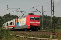 101 037  Eisenbahner mit Herz gesucht  am 02.08.2015 mit einem Umleiter-IC zwischen Friedland und Eichenberg.