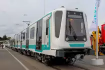 Die Fa. Siemens präsentiert auf der InnoTrans am 22.09.2018 die U-Bahn Inspiro.
Der Inspiro komplettiert ab Herbst 2019 die Schienenfahrzeugflotte der Hauptstadt Bulgariens und wird zu einer deutlichen Steigerung von Kapazität und Attraktivität des öffentlichen Verkehrsangebots in Sofia beitragen.
