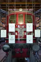 Die elektrische Schnellfahrlokomotive E 19 01 aus der dunkelsten Zeit der Deutschen Bahngeschichte. (Deutsches Technikmuseum Berlin, April 2018)