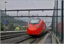 Der SBB RABe 501 004 (UIC 93 85 0501 004-2 CH-SBB) auf seiner künftigen Einsatzstrecke in Riviera-Bironico, wobei bis zum fahrplanmässigen Einsatz dieses Zuges der Monte-Ceneri Basistunnel fertig sein wird und der  Giruno  auf der  Bergstrecke  dann wohl sehr selten zu sehen sein wird.
1. Oktober 2018