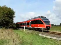 Kurz vor Paffendorf ist der 644 016 als RB 38 nach Köln Deutz/Messe abgelichtet worden am Tag der Deutscheneinheit 2018 am Mittag des Tages.
