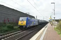 Hier ist die WRS 146 520-2 in Allerheiligen mit einem Öler gen Köln unterwegs, Samstag 6. Oktober 2018.
