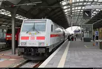 146 576-4 DB als IC 2033 (Linie 56) von Bremen Hbf nach Leipzig Hbf steht in Halle(Saale)Hbf auf Gleis 9.
[8.7.2018 | 9:58 Uhr]