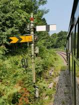Ein Signal der Dean Forest Railway zwischen Lydney Town und Norchard, 14.9.2016
