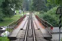 Brücke über die Bundesstrasse 152 beim JHMD-Bahnhof Alber am 05.August 2018.