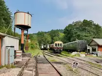 Blick vom Bahnübergang in den  Back Yard  der Norchard Low Level Station der Dean Forest Railway, 14.9.2016 