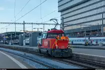Rangierteam auf der Ee 922 025 im Einsatz am 12. Oktober 2018 in Zürich HB.