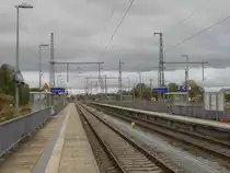 Die neue Fahrleitung auf dem Bahnhof Bergen/Rügen am 10.Oktober 2018.