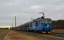 372 006 der CD Cargo schleppte am 27.09.18 einen BLG-Autozug mit Skodas zum BLG-Standort Falkenberg/E.