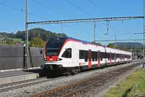 RABe 521 018, auf der S3, verlässt den Bahnhof Gelterkinden. Die Aufnahme stammt vom 04.10.2018.
