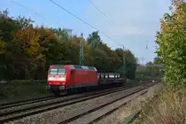 145 032-9 hatte am 19.10.2018 keine Mühe mit ihrer Fracht. Mit 2 beladenen Coilswagen fährt sie durch Erftwerk gen Köln.

Grevenbroich Erftwerk 19.10.2018