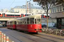 Wien Wiener Linien SL 26 (c4 1319 (Bombardier-Rotax 1974)) XXI, Floridsdorf, Schloßhofer Straße / Rechte Nordbahngasse am 18. Oktober 2018.