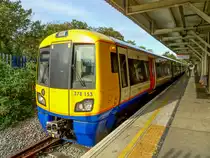 Zug der London Overground in West Croydon, 12.10.2018.