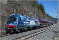 1216 019  Achensee  fährt mit railjet 133 von Wien Hbf nach Venecia Santa Lucia. 
Kaisersberg 6_4_2018