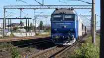 Diesellok 92-53-0-661002-1 nähert sich am 06.10.2018 dem Haltepunkt Bucuresti Basarab für den ersten planmäßigen halt des Regios in Richtung Targoviste.
