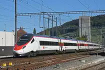 ETR 610 durchfährt den Bahnhof Sissach. Die Aufnahme stammt vom 04.10.2018.