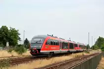 Bald Geschichte. Seit 2006 fahren die Desiros in Sachsen Anhalt unter den Namen Elbe Saale Bahn. Nachdem Abellio die Ausschreibung des Dieselnetz Sachsen Anhalts in beiden Losen für sich entscheiden konnte, werden ab Dezember 2018 die Desiros durch neue LINT von Abellio ersetzt. Hier fahren 642 687 und 642 190  Biosphärenreservat Mittelelbe  als RB36 in Haldesleben ein als RB36 nach Wolfsburg.

Haldensleben 21.07.2018