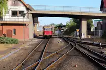 187 013 wartet am Morgen des 07.07.2018 in Höhe des Nordhäuser Stellwerkes auf seinen ersten Tageseinsatz.