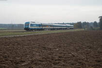 223 062 mit dem ALX 84104 von München Hbf nach Hof Hbf bei Oberteich, 04.11.2017