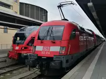 Ein Stadler-Flirt (BR 429) und die 182 014 in Stralsund am 08.04.2017