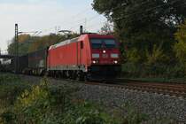 Wegen Bauarbeiten zwischen Viersen und Krefeld ist die 185 351-4 mit dem Klüttenexpress bei Kleinenbroich am Sonntag den 4.11.2018