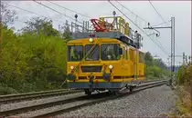 SŽ 911-302 fährt durch Maribor-Tabor Richtung Maribor HBF. /15.10.2018
