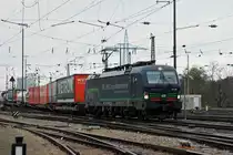 Siemens Vectron 193 258-1 durchfährt den badischen Bahnhof. Die Aufnahme stammt vom 15.11.2018.