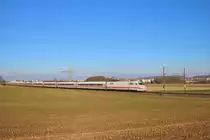 DB Fernverkehr ICE1 (401 xxx) am 18.11.18 auf der KBS630 bei Bad Vilbel Dortelweil 