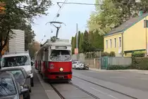 Wien Wiener Linien SL 49 (E1 4552 + c4 1336) XIV, Penzing, Oberbaumgarten, Hütteldorfer Straße am 17. Oktober 2018. - Hersteller und Baujahre der Straßenbahnfahrzeuge: Bombardier-Rotax, vorm. Lohnerwerke, in Wien-Floridsdorf 1976 (E1 4552) und 1975 (c4 1336).