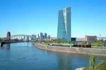 01 118, Frankfurt, 30.09.2018.
