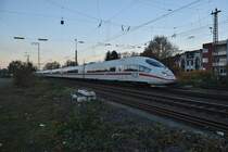 Am sp�teren Nachmittag des 18.11.2018 ist ein Umleiter ICE aus Amsterdam Centraal durch Rheydt gen K�ln gefahren.