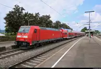 146 206-8 von DB Regio Baden-Württemberg als RE 4713 von Karlsruhe Hbf nach Konstanz verlässt den Bahnhof Radolfzell auf Gleis 6.
[11.7.2018 | 10:02 Uhr]