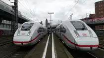 2 über die Main-Weser Bahn umgeleitete ICE 4 stehen in Frankfurt West. Aufgenommen am 11.2.2018 15:01