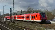 Eine S8 nach Hagen erreicht den Halt Gruiten. Aufgenommen am 12.2.2018 13:28