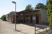 Aufnahmsgebäude der Haltestelle Bohutice am 18.August 2018.